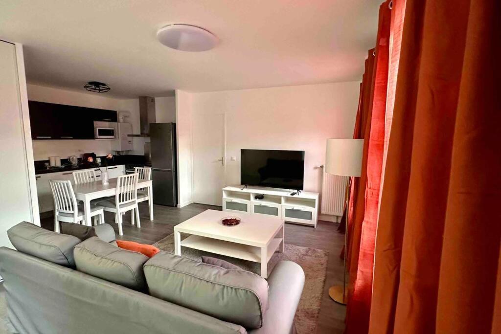 Appartement Cozy - Quartier Residentiel Melun Eksteriør billede