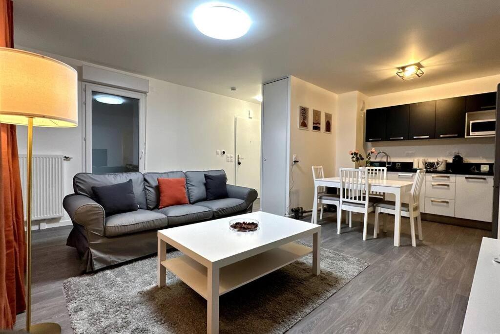 Appartement Cozy - Quartier Residentiel Melun Eksteriør billede