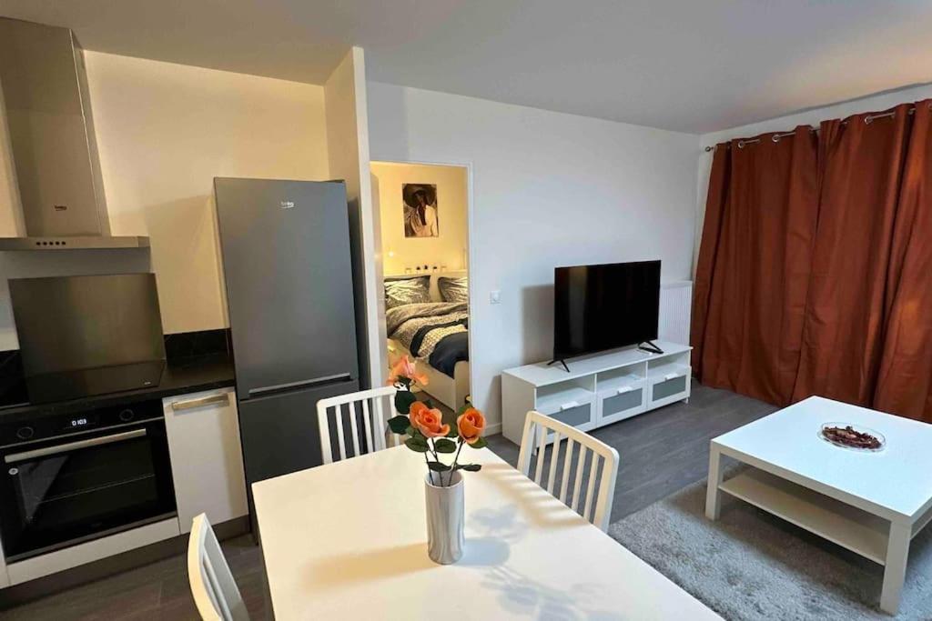 Appartement Cozy - Quartier Residentiel Melun Eksteriør billede