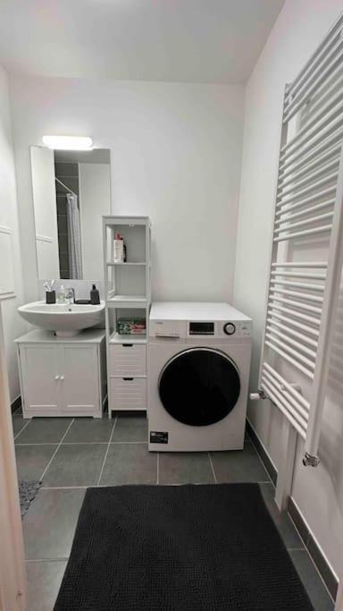 Appartement Cozy - Quartier Residentiel Melun Eksteriør billede