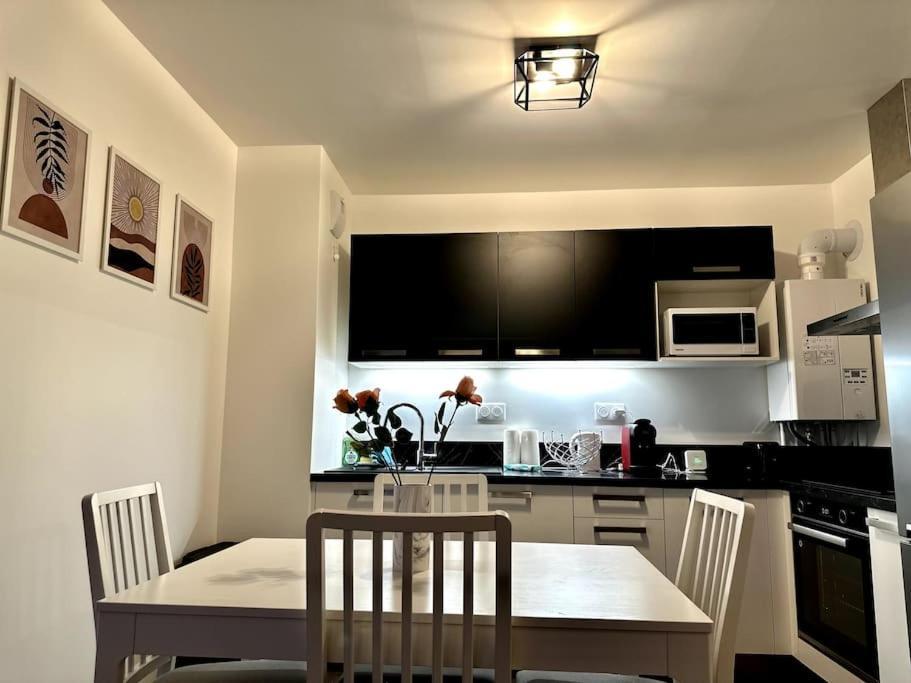 Appartement Cozy - Quartier Residentiel Melun Eksteriør billede